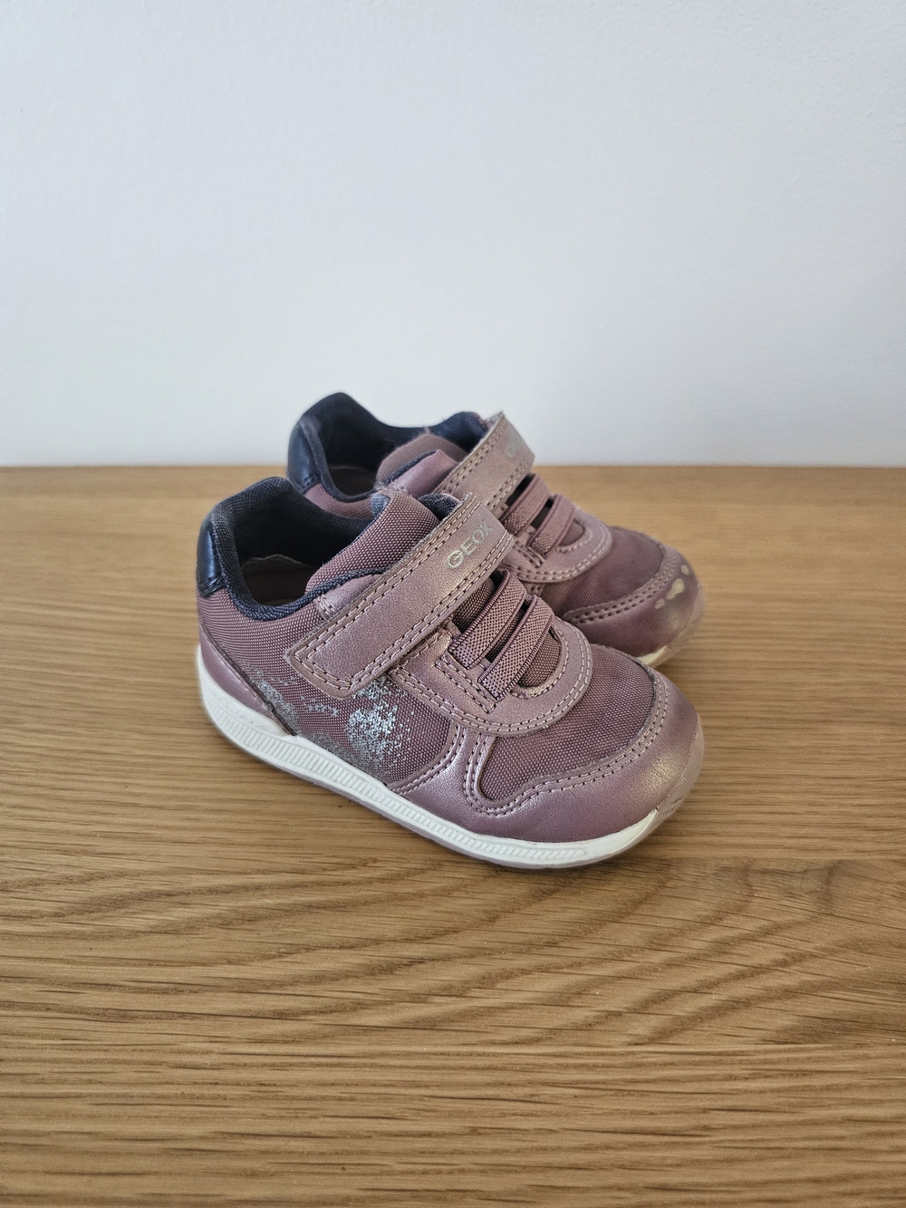 🧸2/20$ Geox Mauve Pink Kids Velcro Sneakers Size 20 Baby